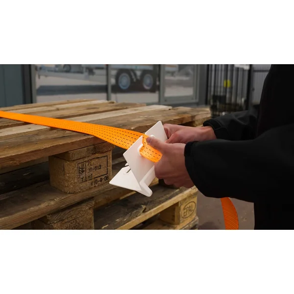 Bande de serrage de protection des bords pour angles droits