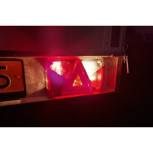 Feu arrière de remorque - Aspöck Multipoint 5 - droite - connecteur 5 broches baïonnette - avec feu de recul