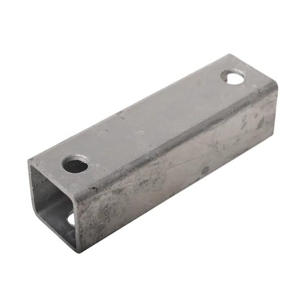 Profil de douille 40x40x3 mm - M10 105 mm de diamètre - 130 mm de long