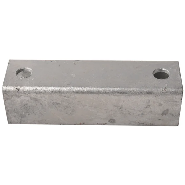 Profil de douille 40x40x3 mm - M10 105 mm de diamètre - 130 mm de long